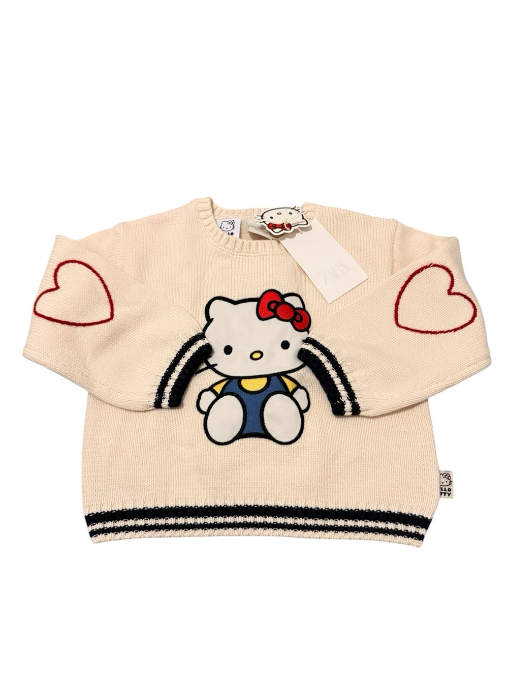 Hello Kitty_Zara_Sanrio All dancers are dreamers sweatshirt
